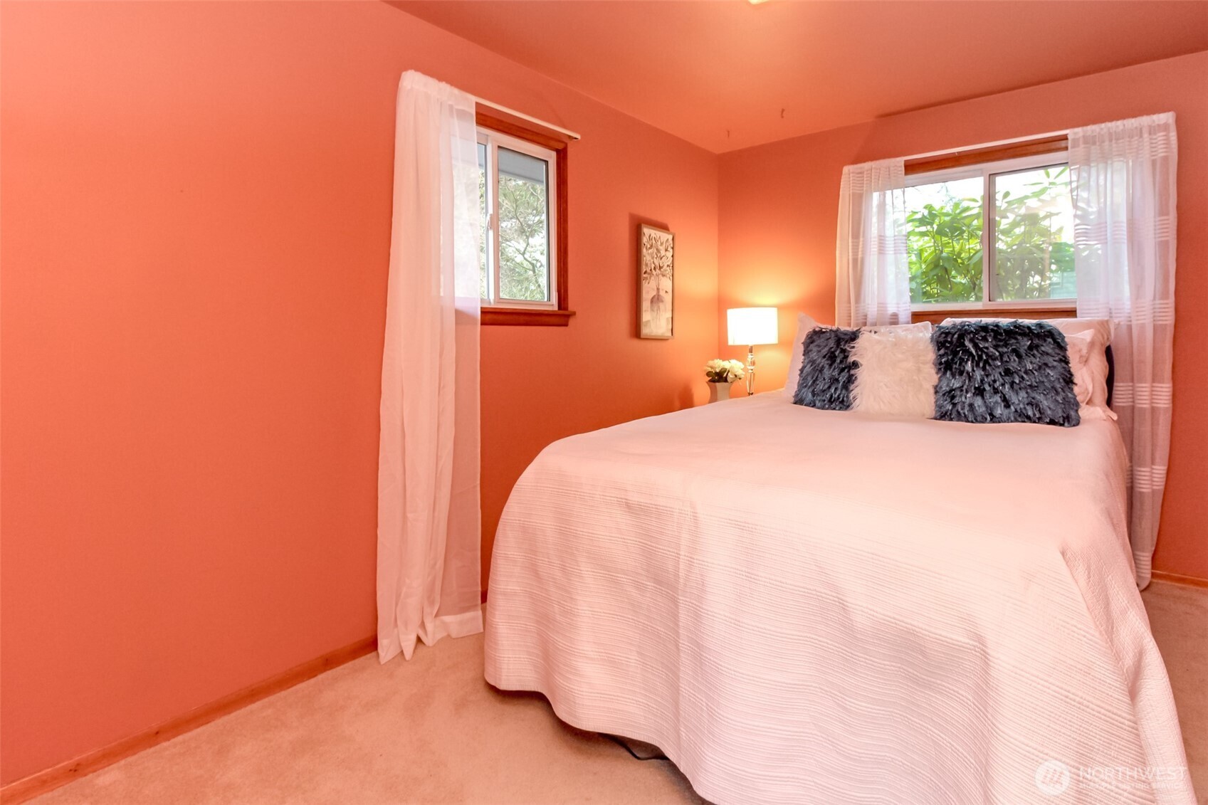 215 E 48th Street , Tacoma, WA 98404