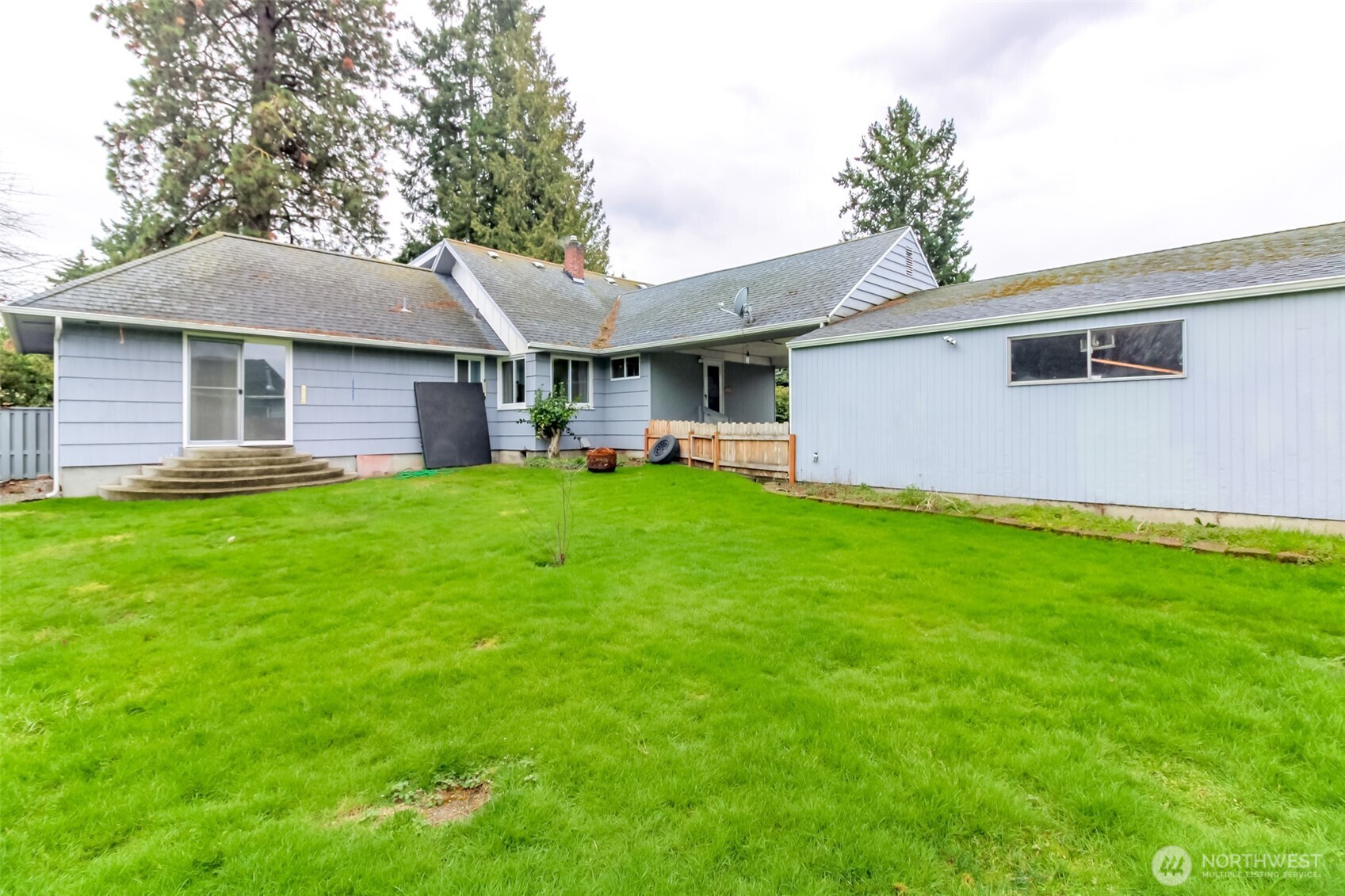 215 E 48th Street , Tacoma, WA 98404