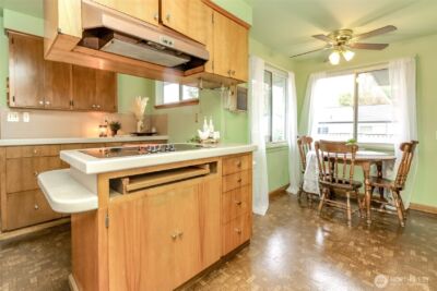 215 E 48th Street , Tacoma, WA 98404 - Photo 9