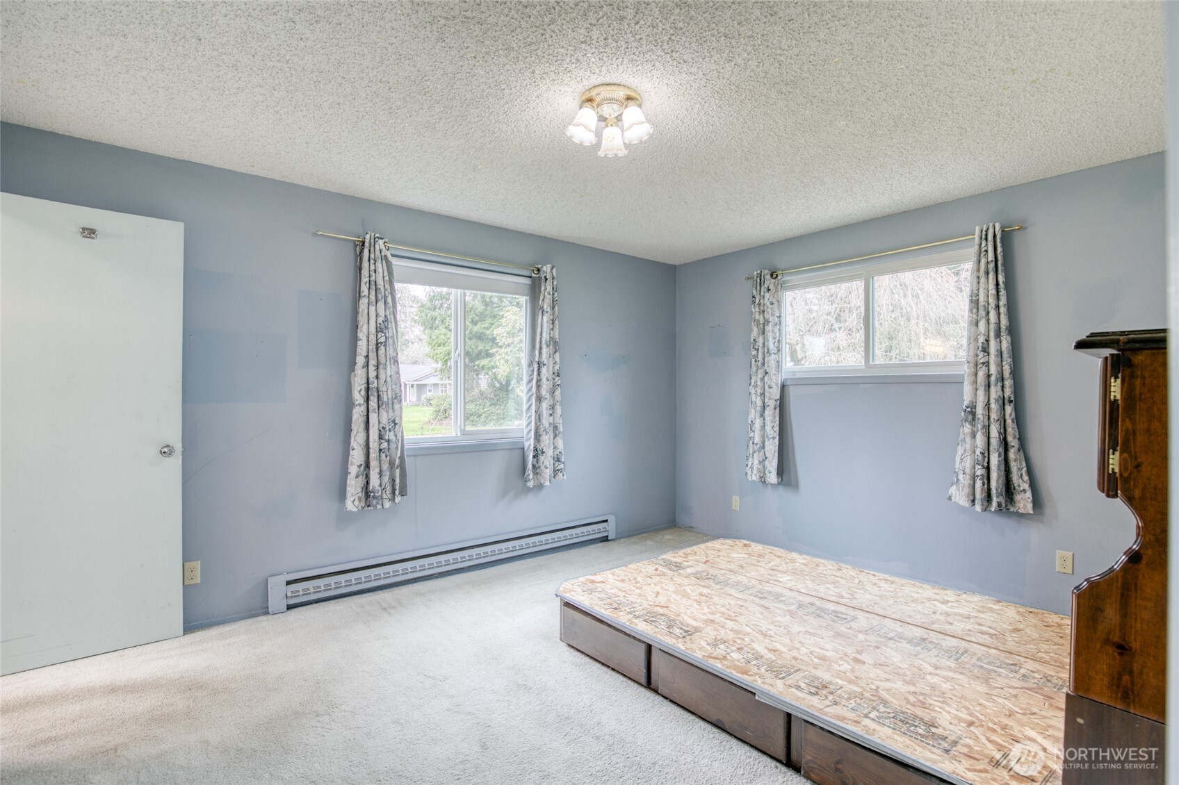 5906 Central Park Drive , Aberdeen, WA 98520