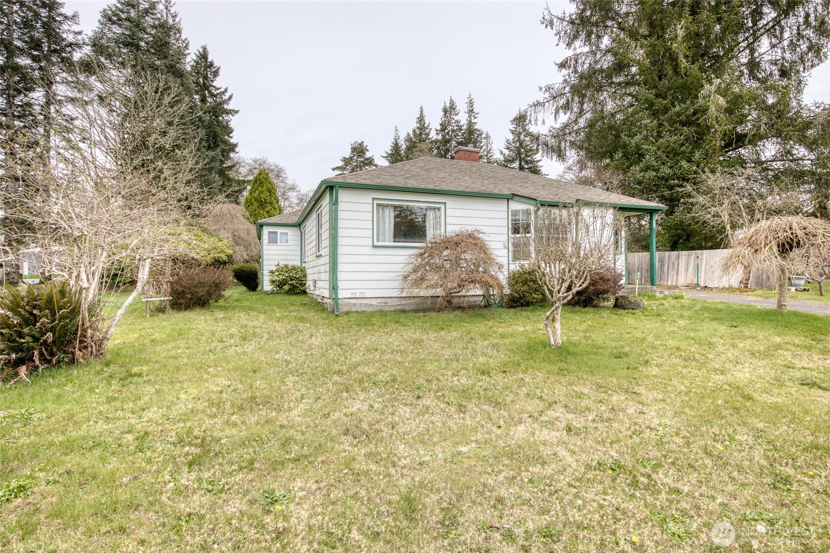 5906 Central Park Drive , Aberdeen, WA 98520