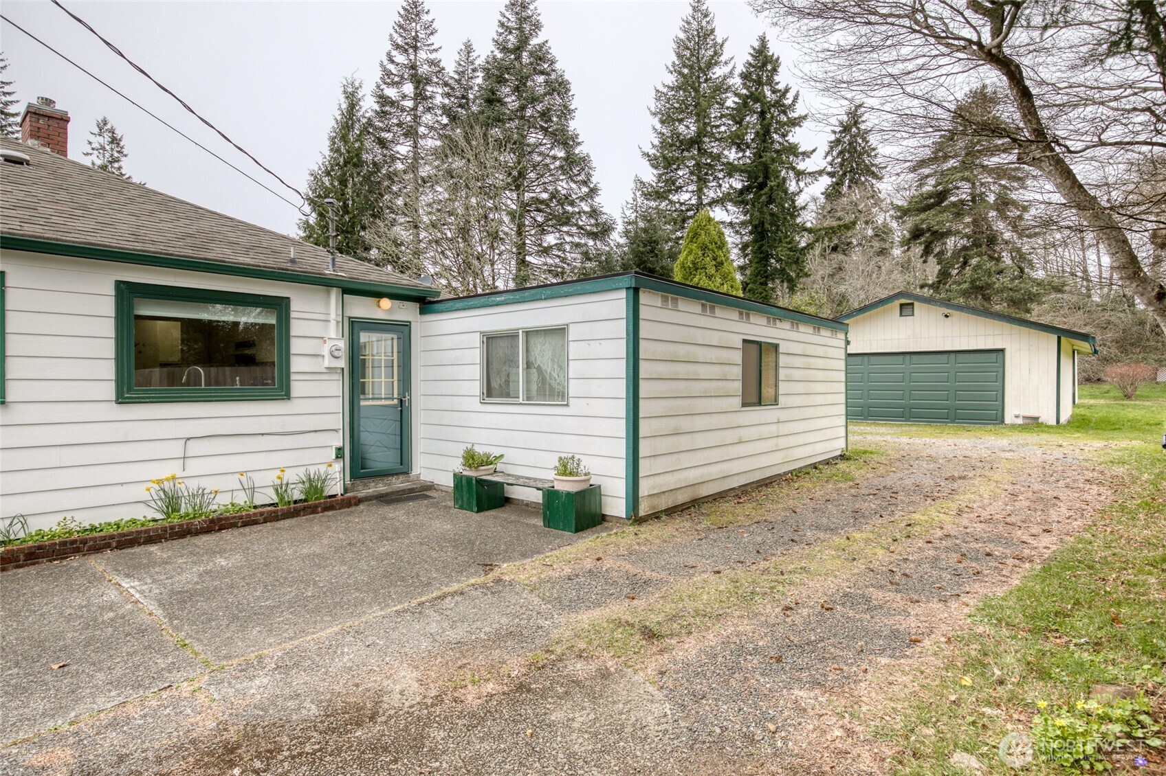 5906 Central Park Drive , Aberdeen, WA 98520