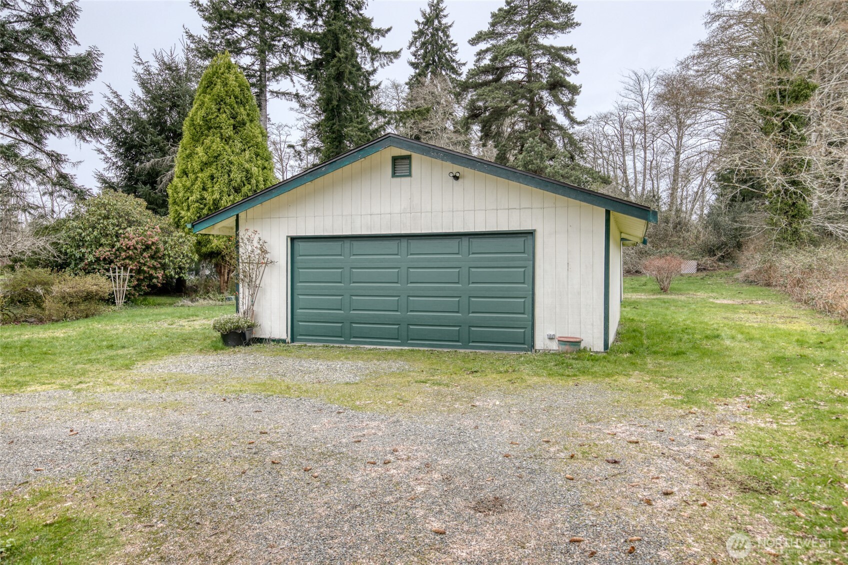 5906 Central Park Drive , Aberdeen, WA 98520