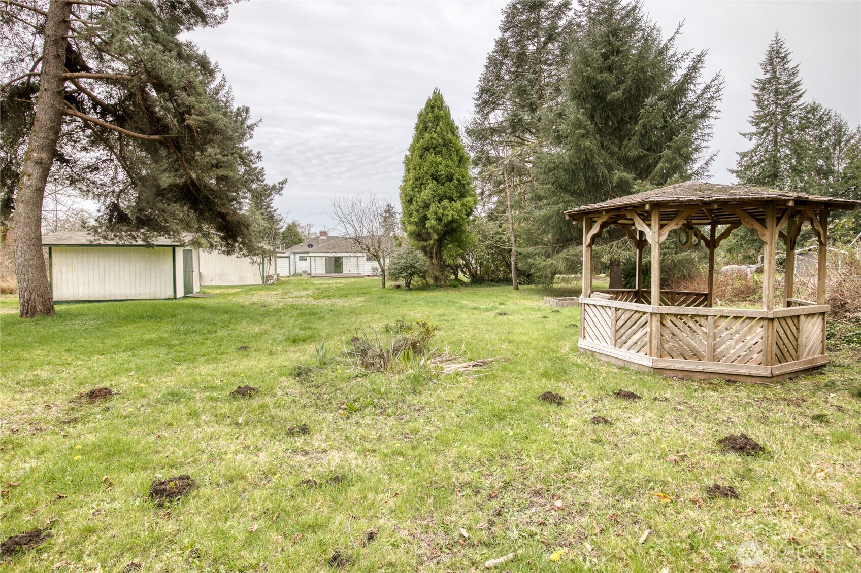 5906 Central Park Drive , Aberdeen, WA 98520