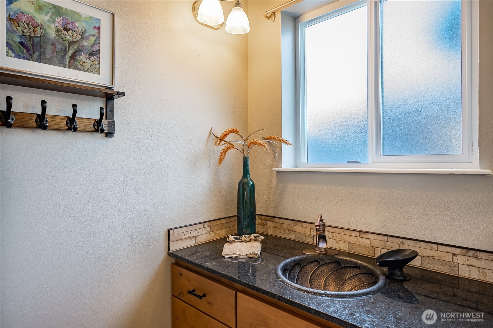 1326 4th Street , Blaine, WA 98230