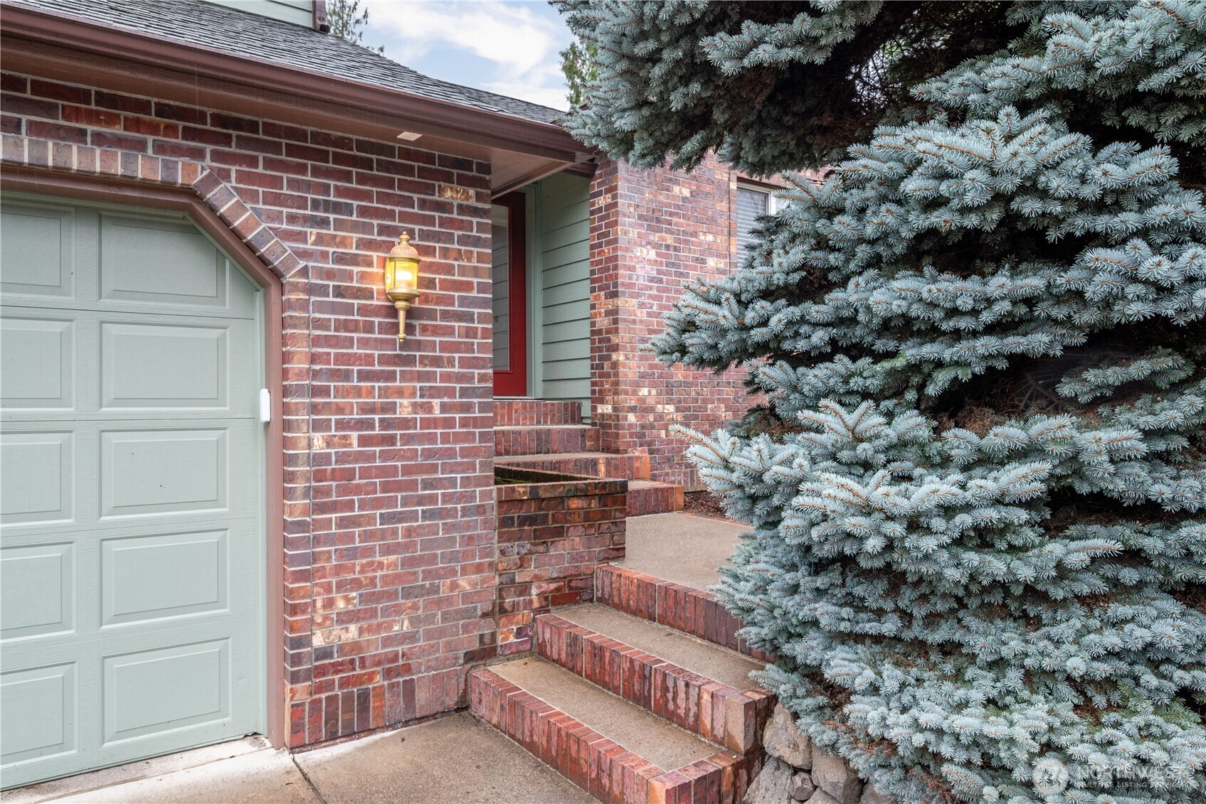 214 St. James Court , Longview, WA 98632