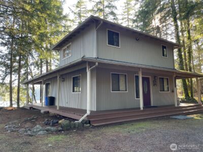 17812 Clear Lake Boulevard SE, Yelm, WA 98597