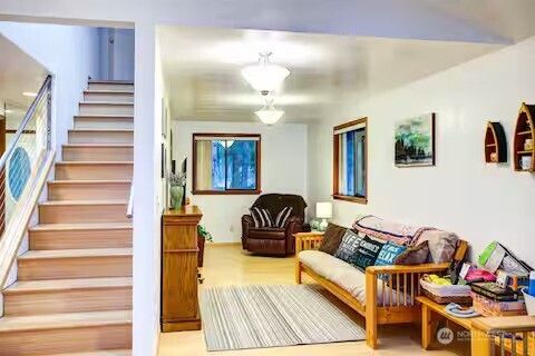 17812 Clear Lake Boulevard SE, Yelm, WA 98597