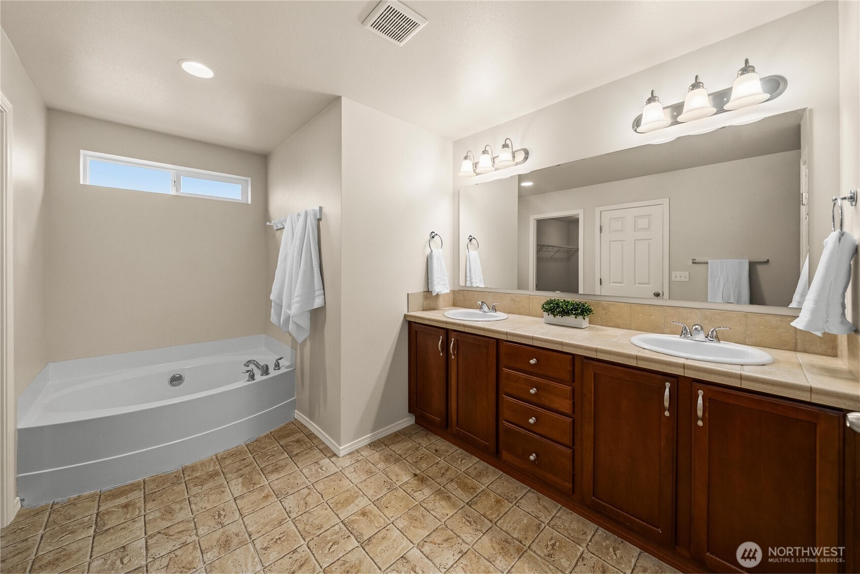 27783 257th Avenue SE, Maple Valley, WA 98038