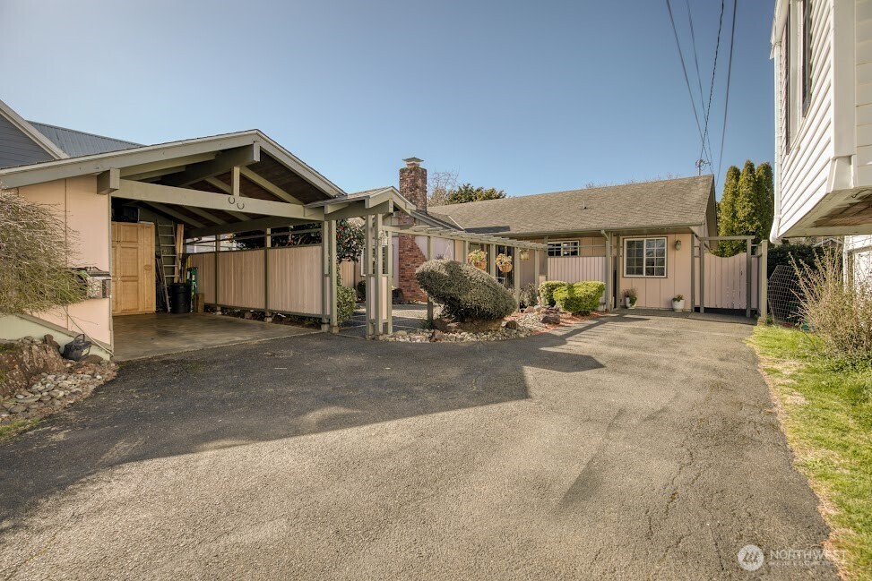 816 Spruce Street , Hoquiam, WA 98550