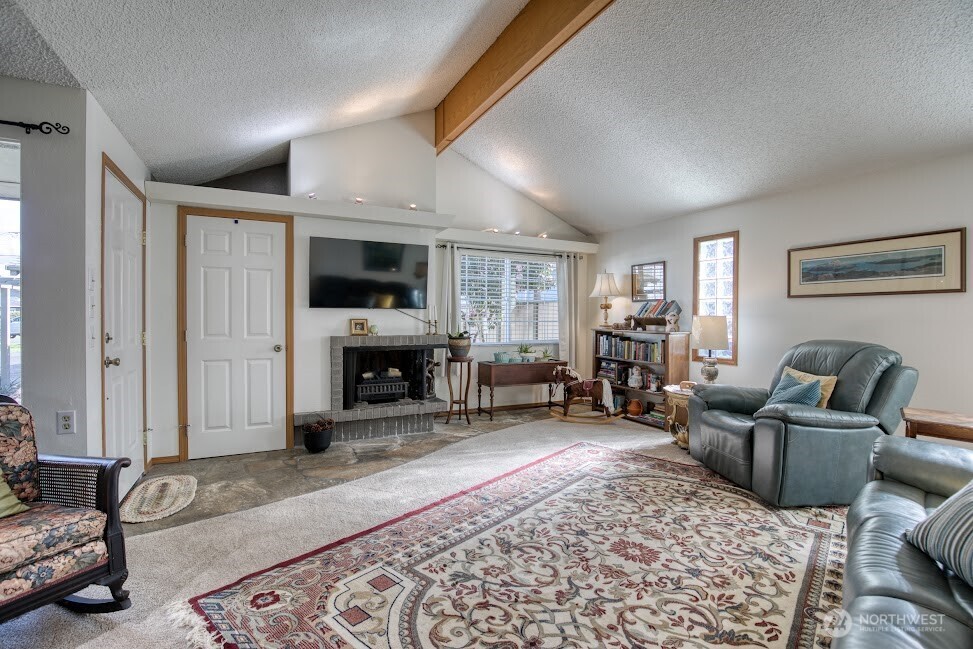816 Spruce Street , Hoquiam, WA 98550