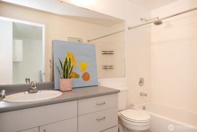 66 Bell Street #35, Seattle, WA 98053 - Photo 18