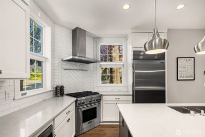 901 W McGraw Street #6, Seattle, WA 98119-3075 - Photo 13