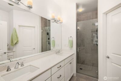 901 W McGraw Street #6, Seattle, WA 98119-3075 - Photo 22