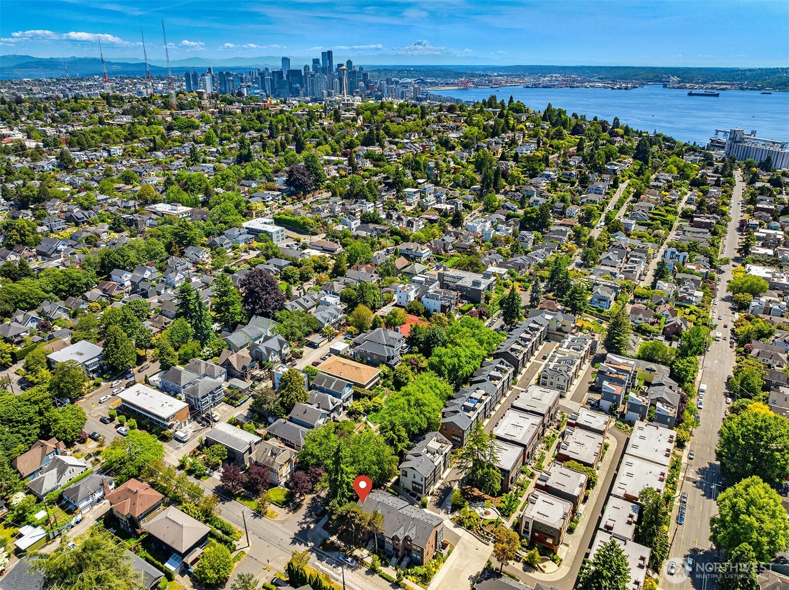 901 W McGraw Street #6, Seattle, WA 98119-3075