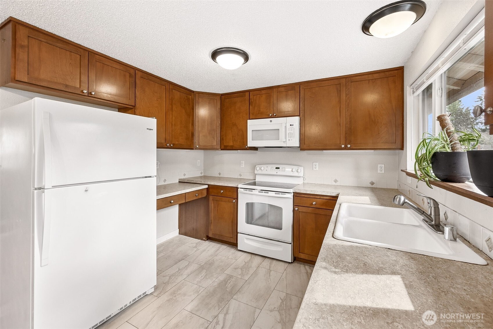 6702 81st St SW, Lakewood, WA 98499