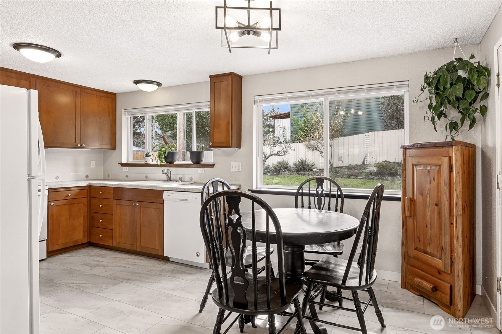 6702 81st St SW, Lakewood, WA 98499