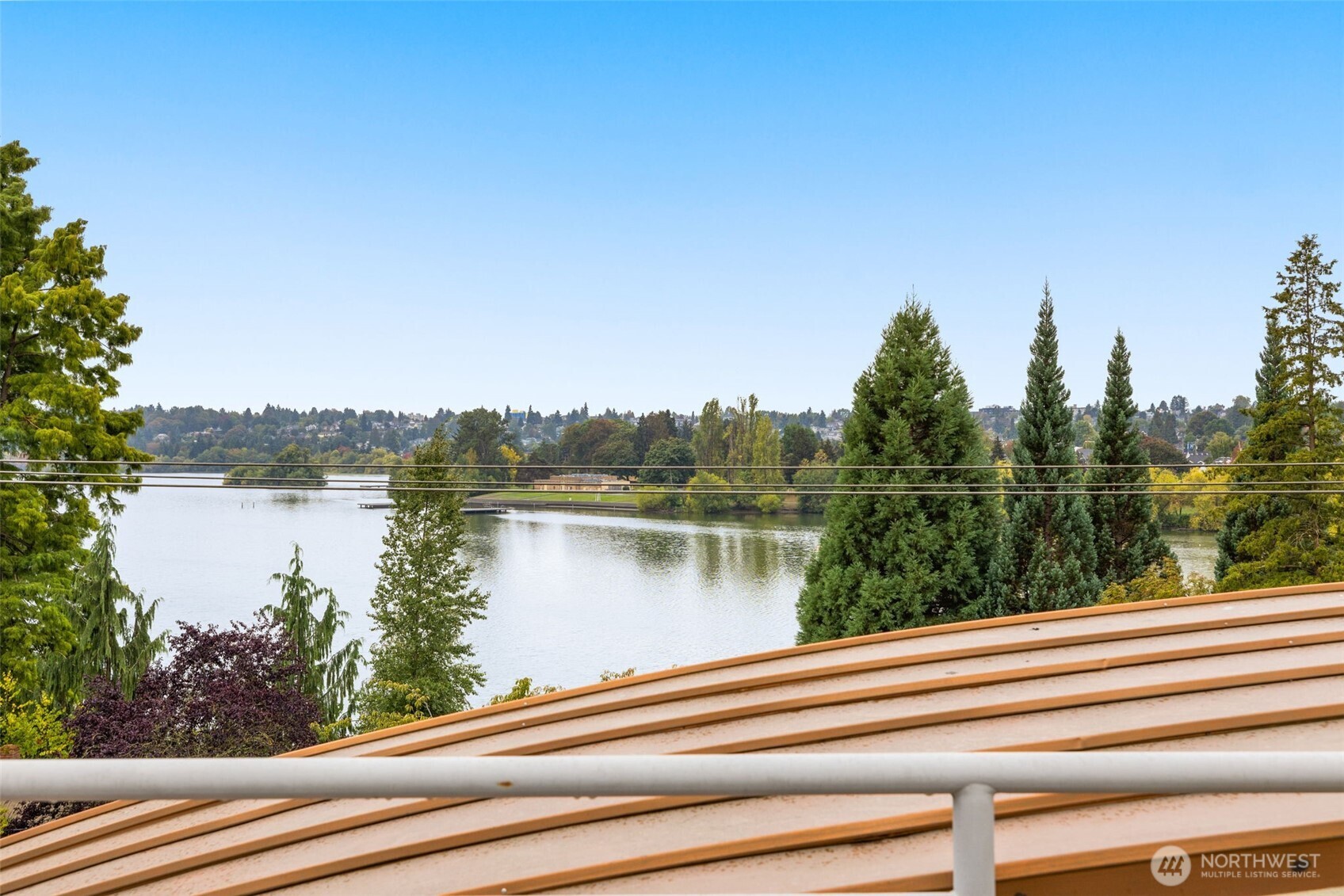 7700 E Green Lake Drive N #D13, Seattle, WA 98103