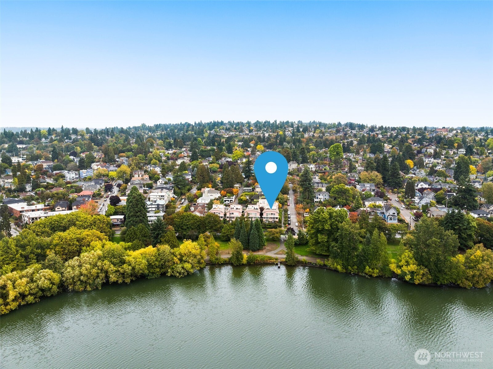 7700 E Green Lake Drive N #D13, Seattle, WA 98103