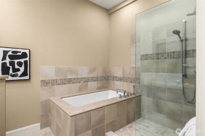 7700 E Green Lake Drive N #D13, Seattle, WA 98103 - Photo 21