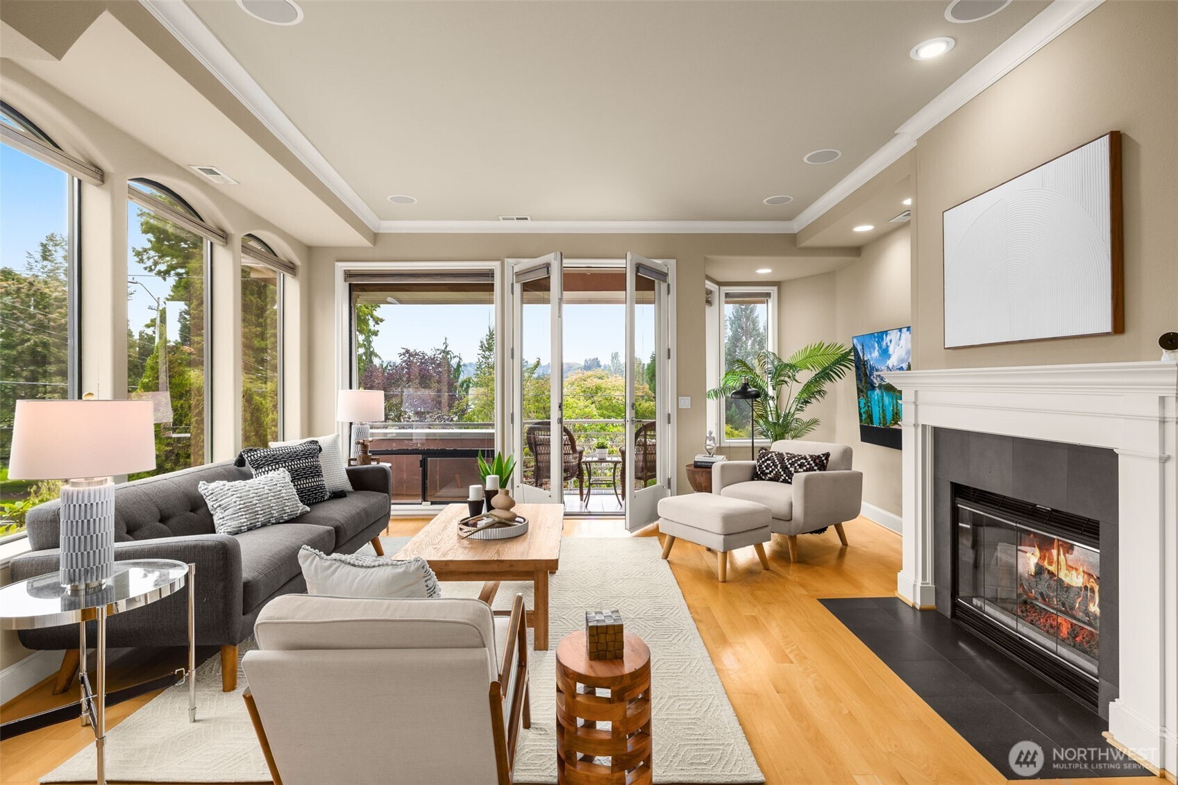 7700 E Green Lake Drive N #D13, Seattle, WA 98103