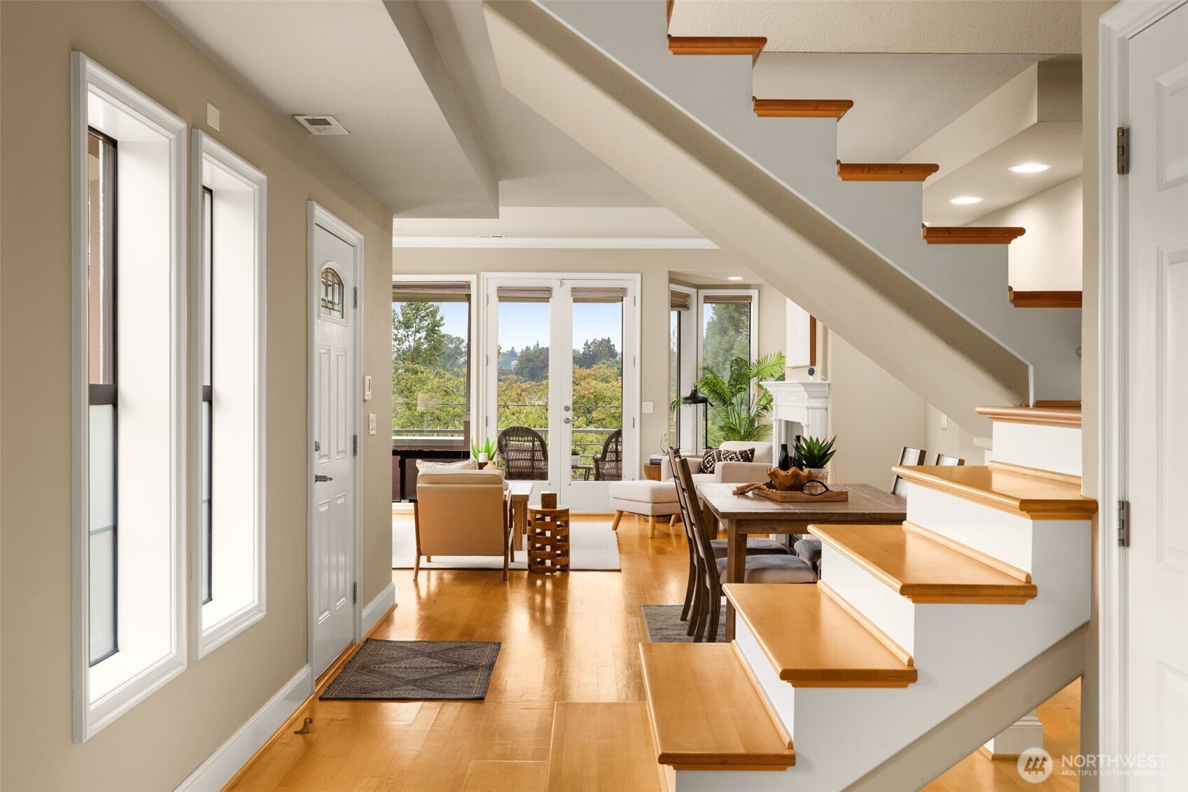 7700 E Green Lake Drive N #D13, Seattle, WA 98103