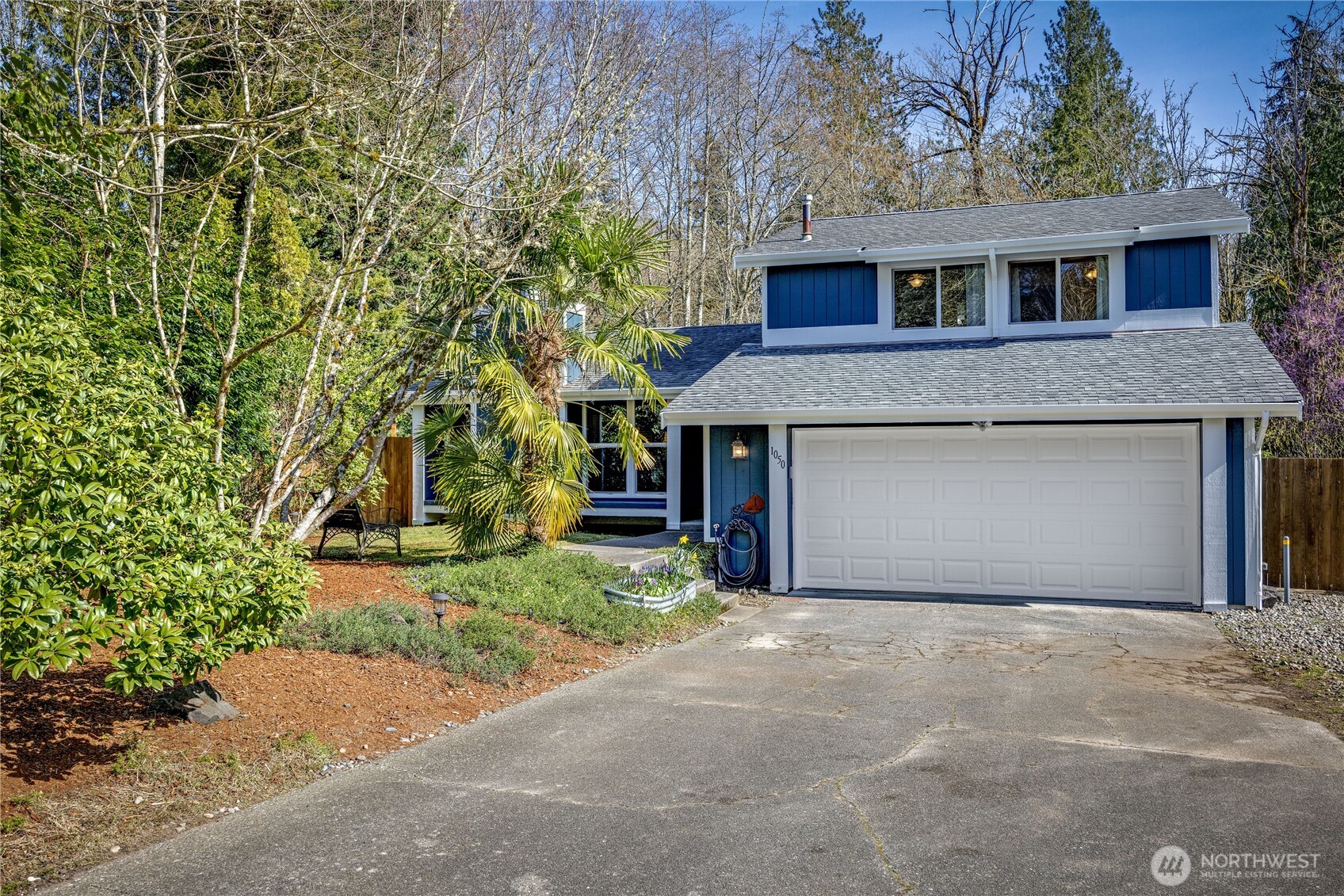 1050 NE Coco Court , Bremerton, WA 98311