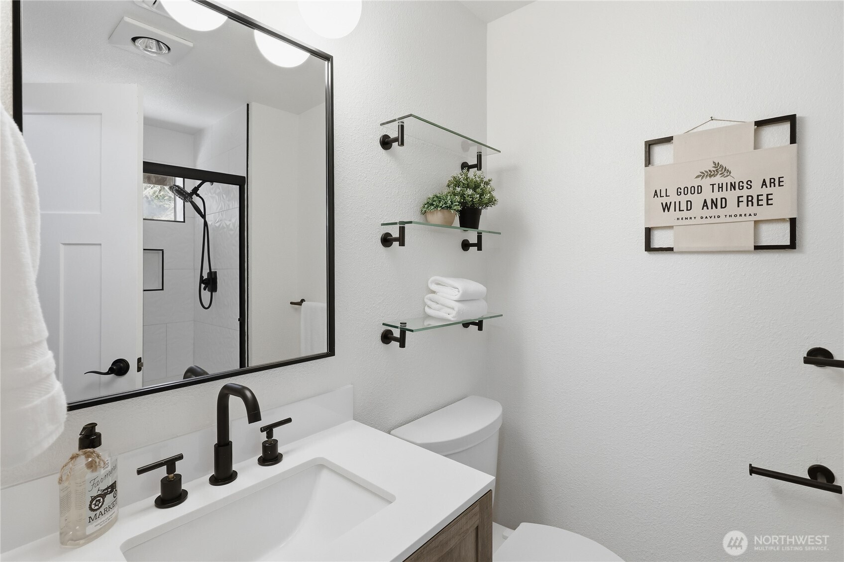 1050 NE Coco Court , Bremerton, WA 98311