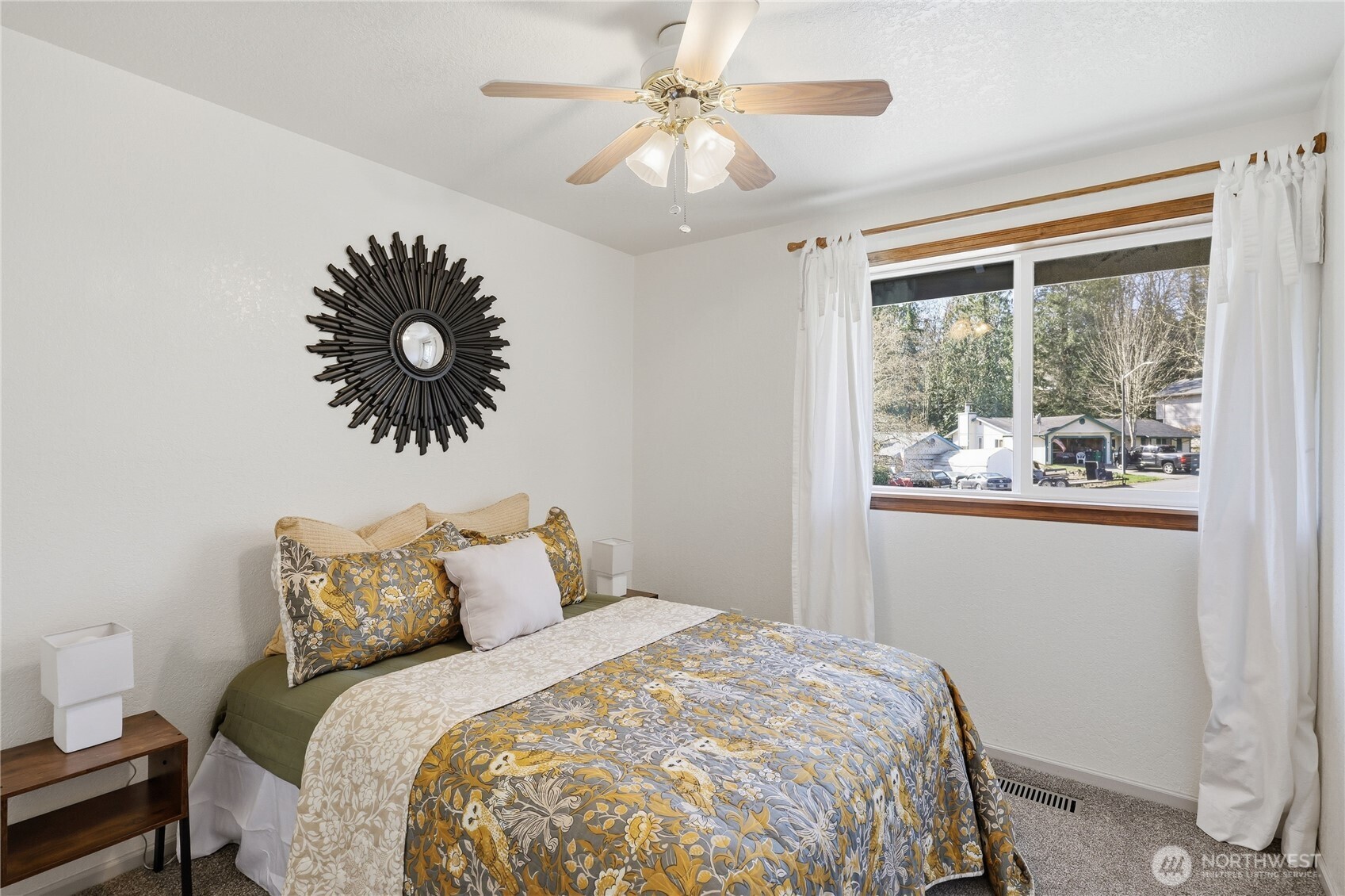 1050 NE Coco Court , Bremerton, WA 98311