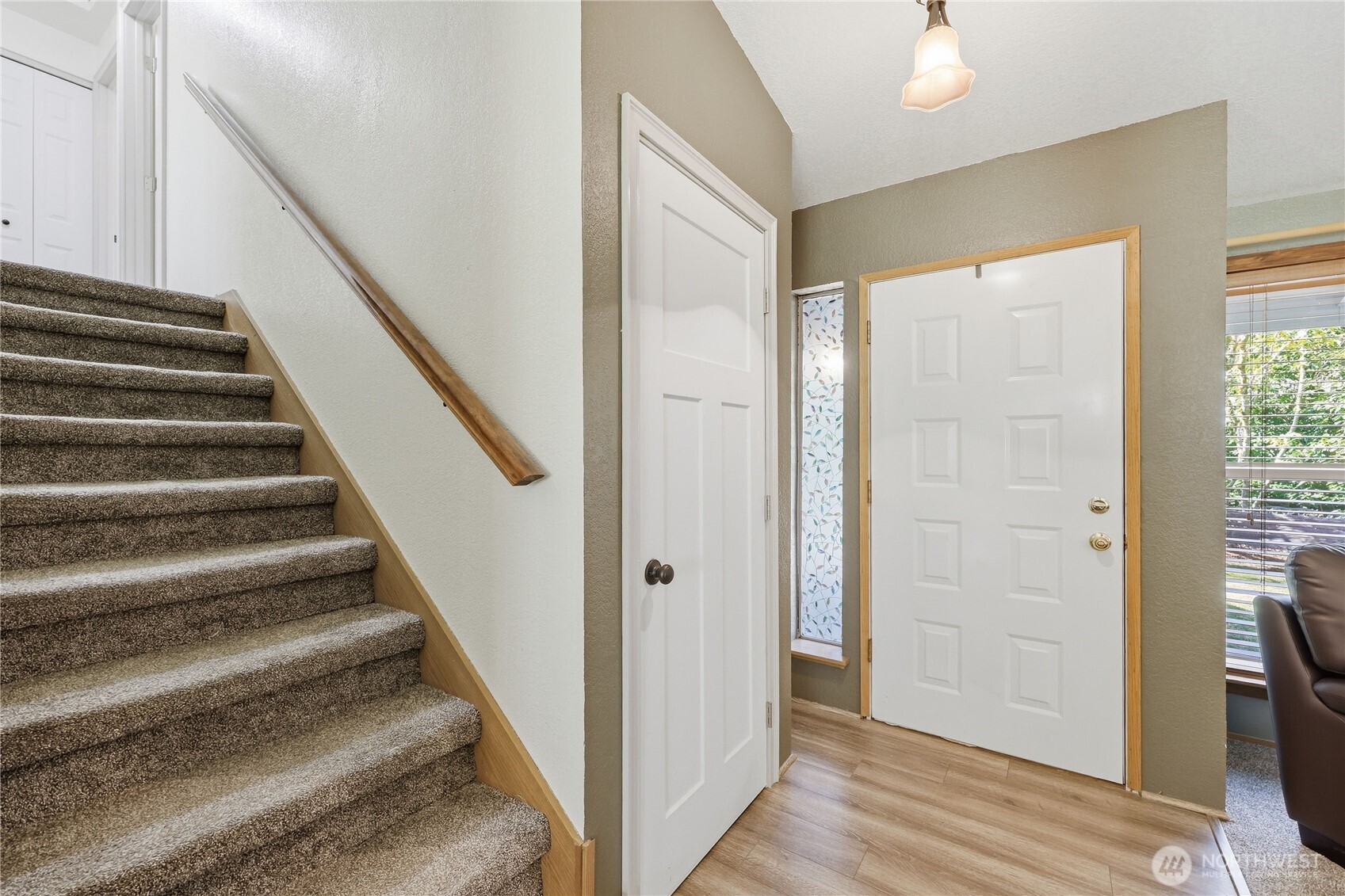 1050 NE Coco Court , Bremerton, WA 98311