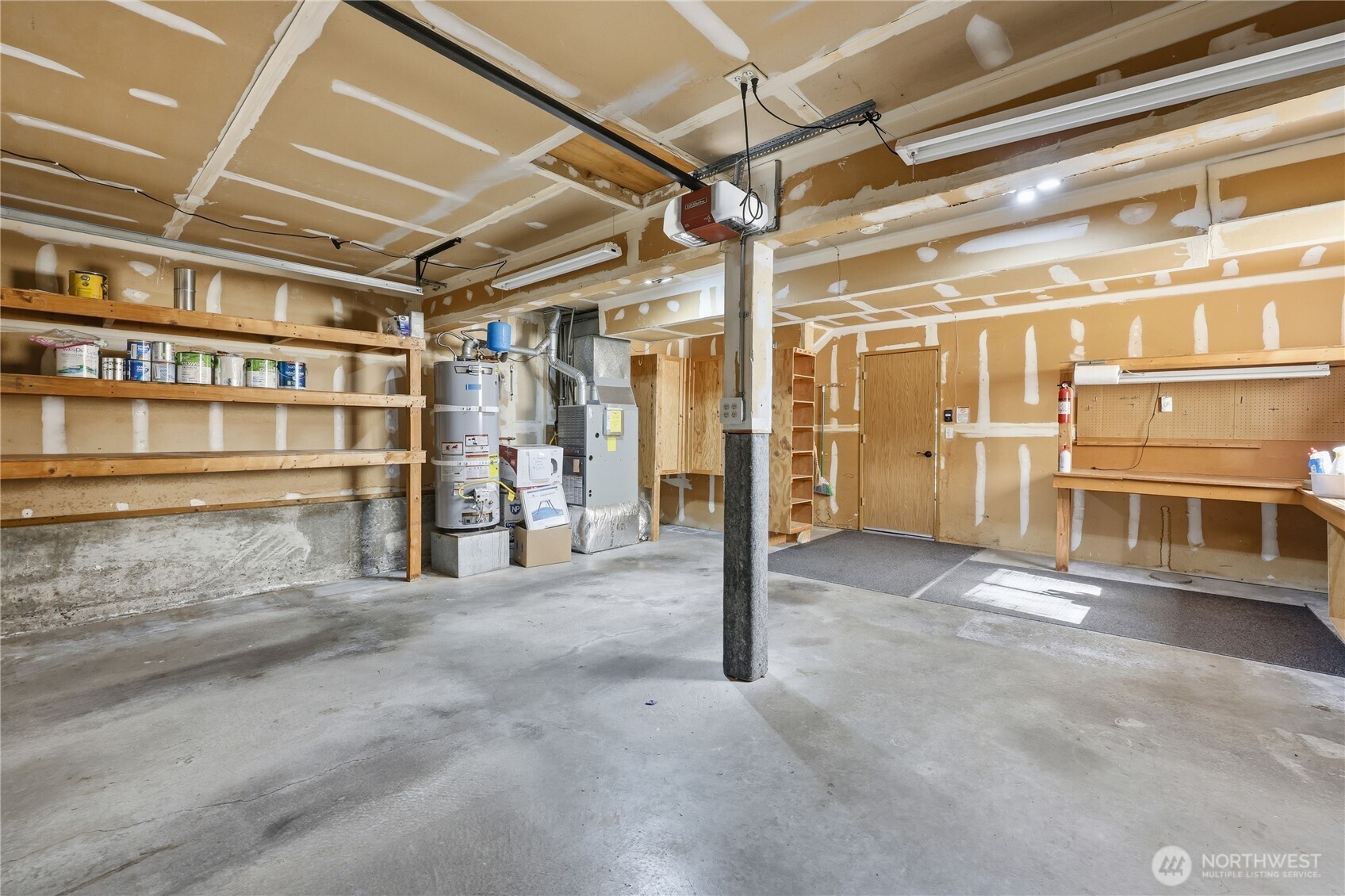 1050 NE Coco Court , Bremerton, WA 98311