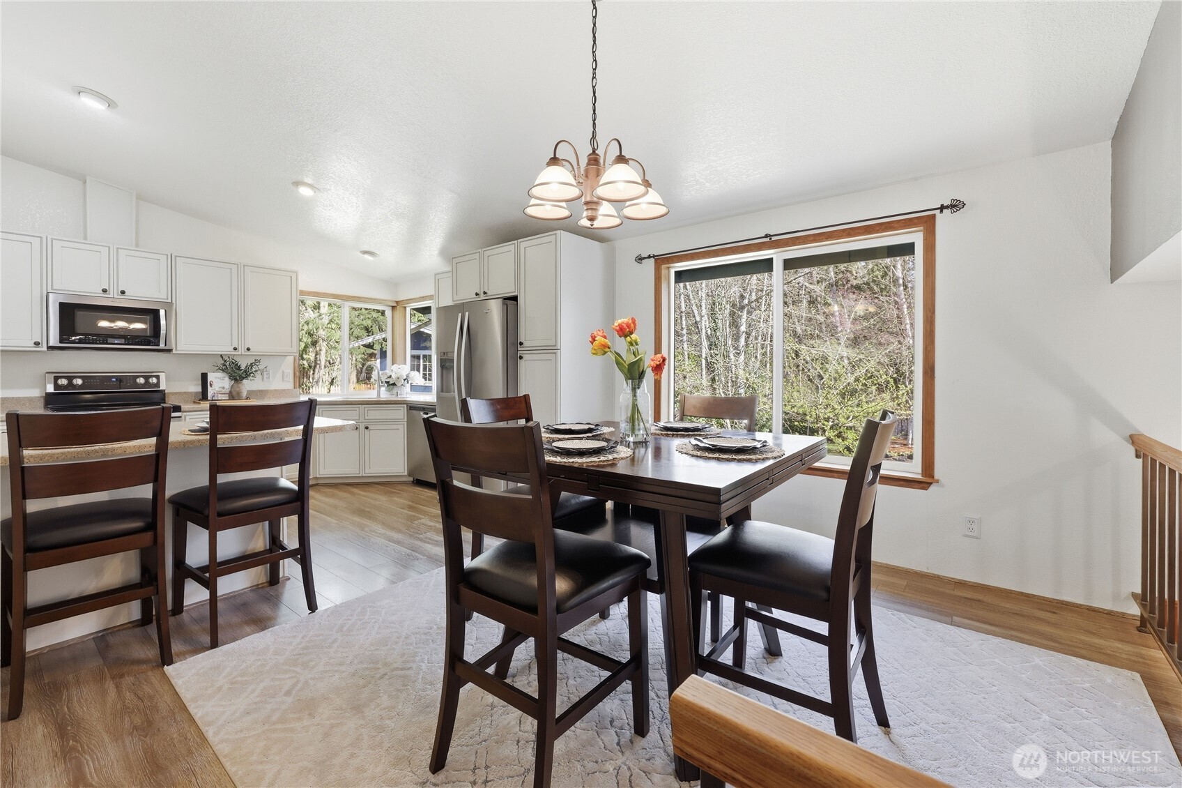 1050 NE Coco Court , Bremerton, WA 98311