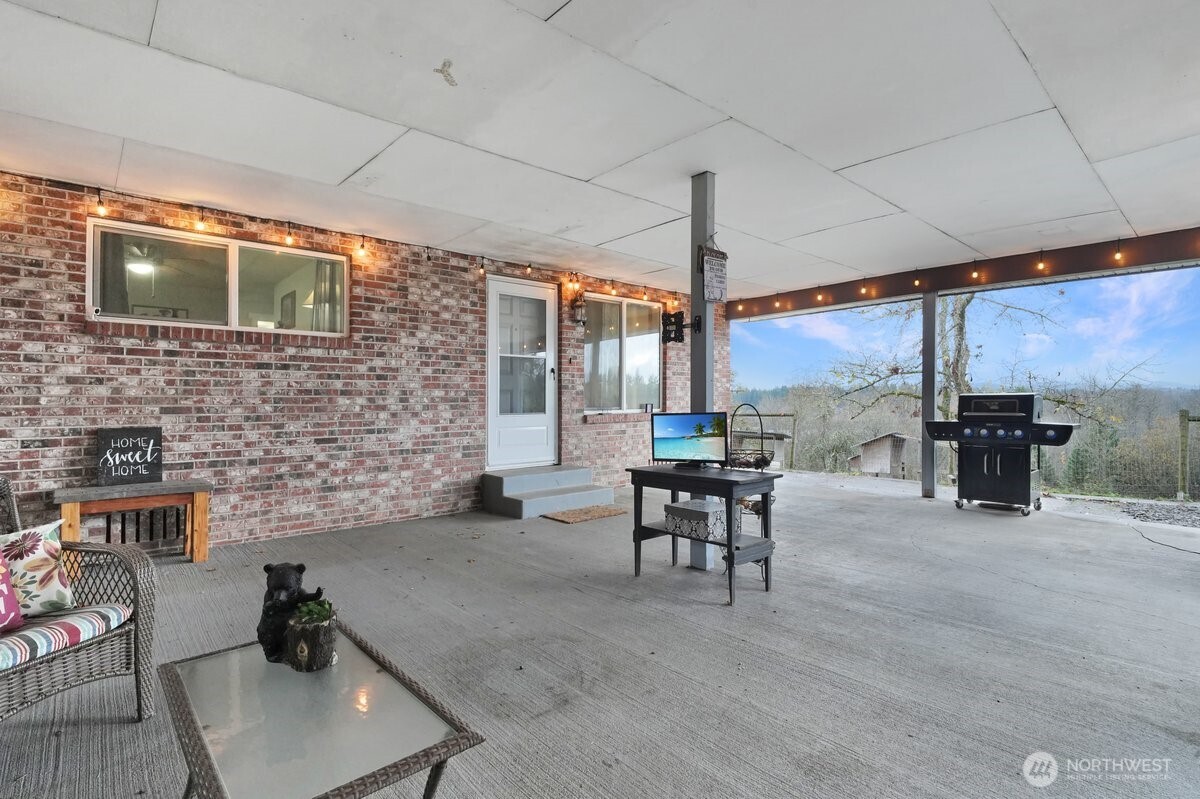 168 Middlecrest Drive , Toledo, WA 98591