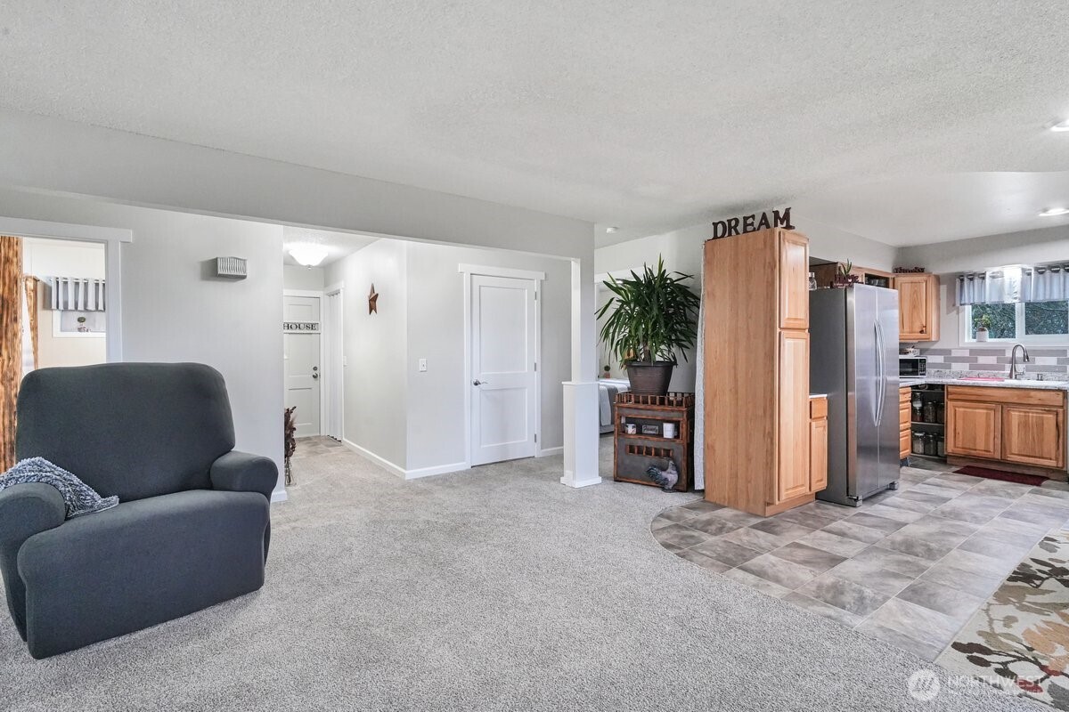 168 Middlecrest Drive , Toledo, WA 98591