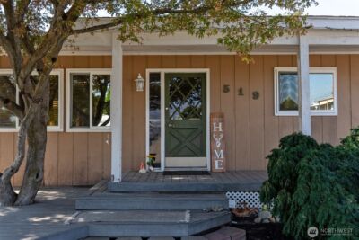 519 Locust Street , Omak, WA 98841 - Photo 2