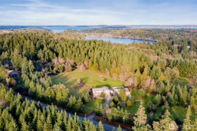 2219 Key Peninsula Highway SW, Lakebay, WA 98349