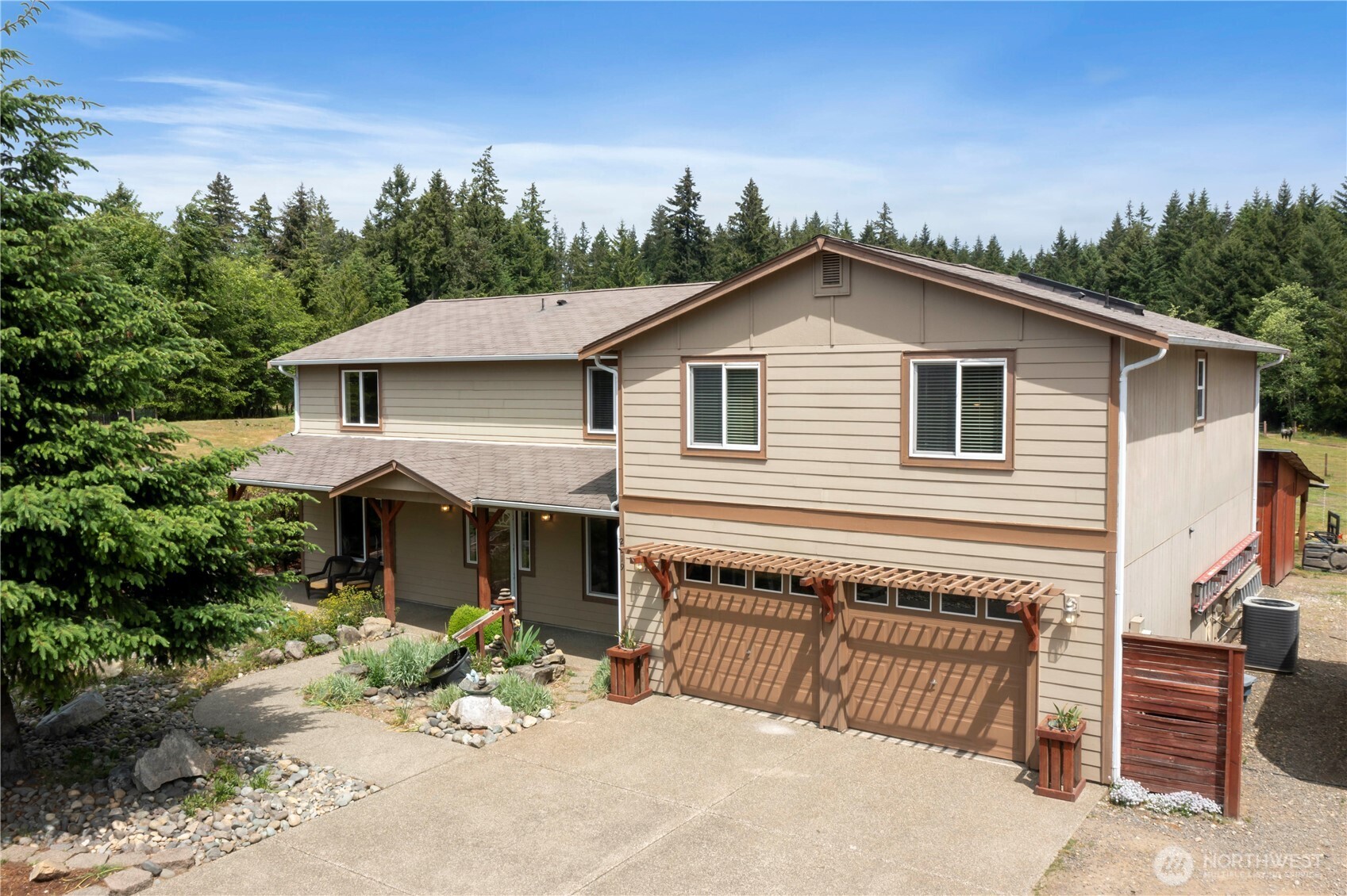 2219 Key Peninsula Highway SW, Lakebay, WA 98349
