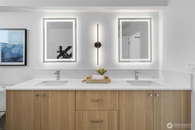 8831 B Wallingford Avenue N, Seattle, WA 98103 - Photo 13