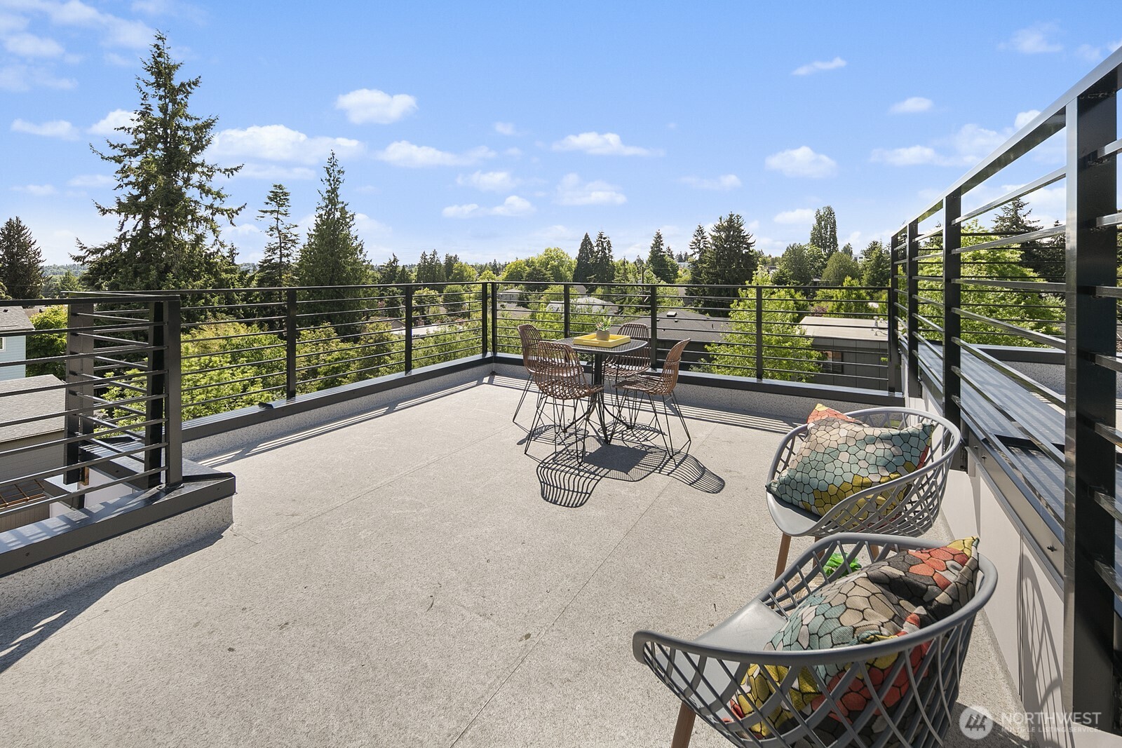 8831 B Wallingford Avenue N, Seattle, WA 98103