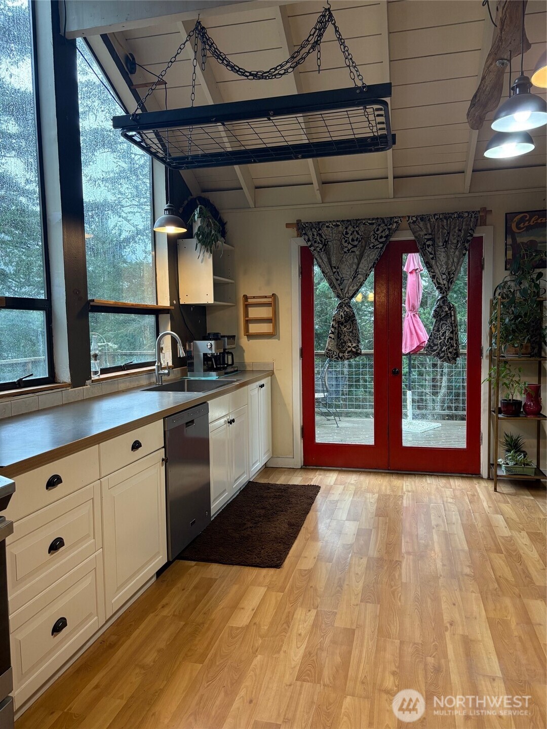 1193 Rosario Road , Orcas Island, WA 98245