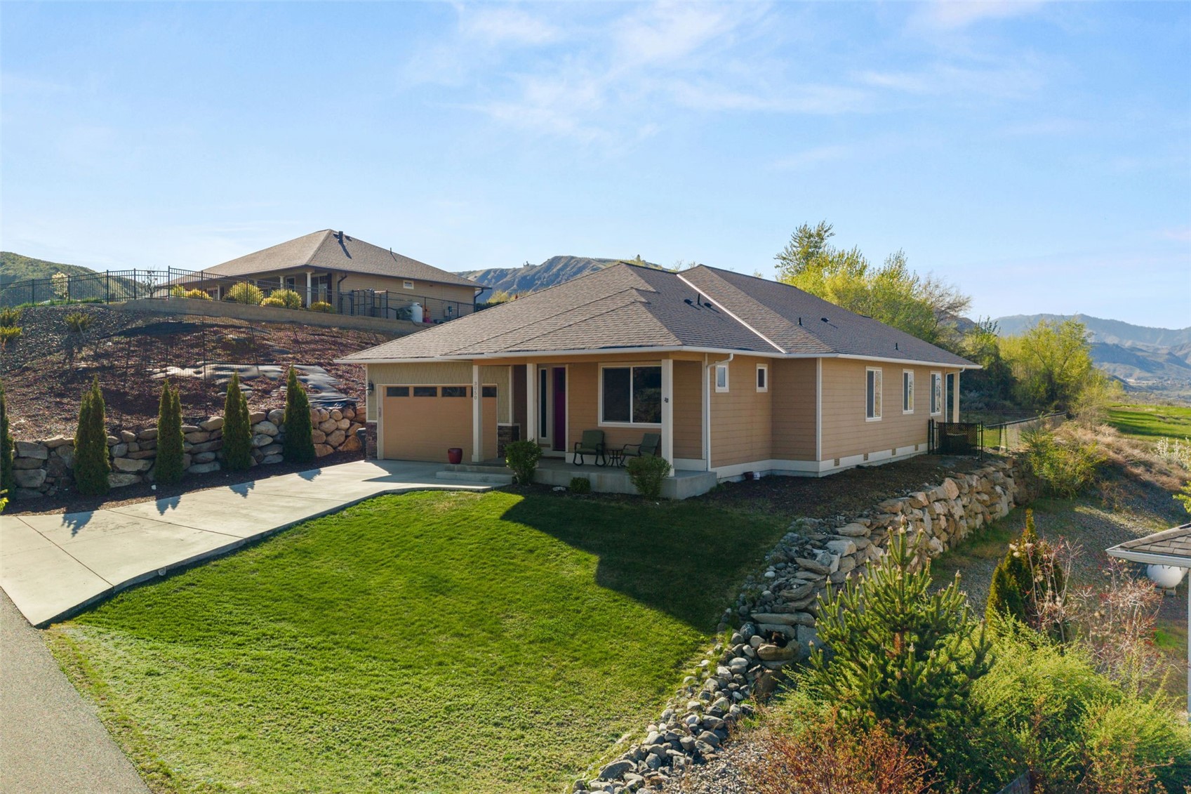 3050 Riverview Lane , Malaga, WA 98828