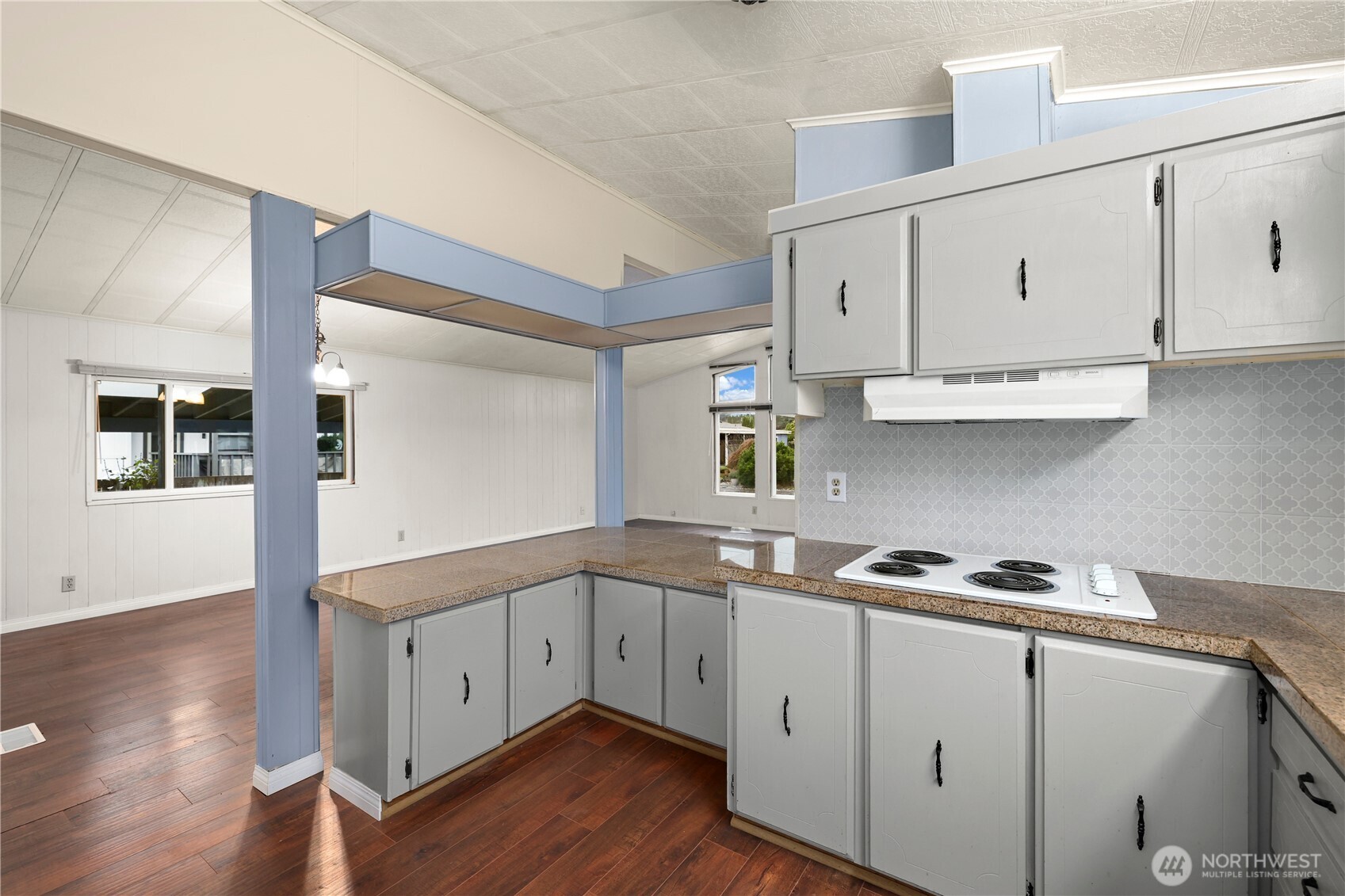 1402 22nd Street NE #402, Auburn, WA 98002