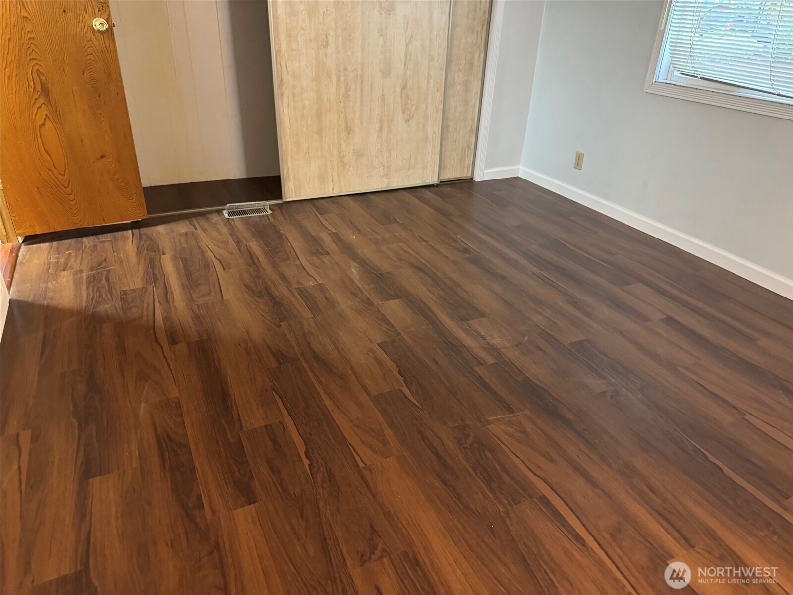 1402 22nd Street NE #402, Auburn, WA 98002