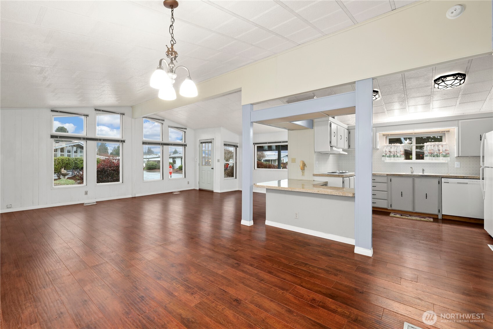 1402 22nd Street NE #402, Auburn, WA 98002