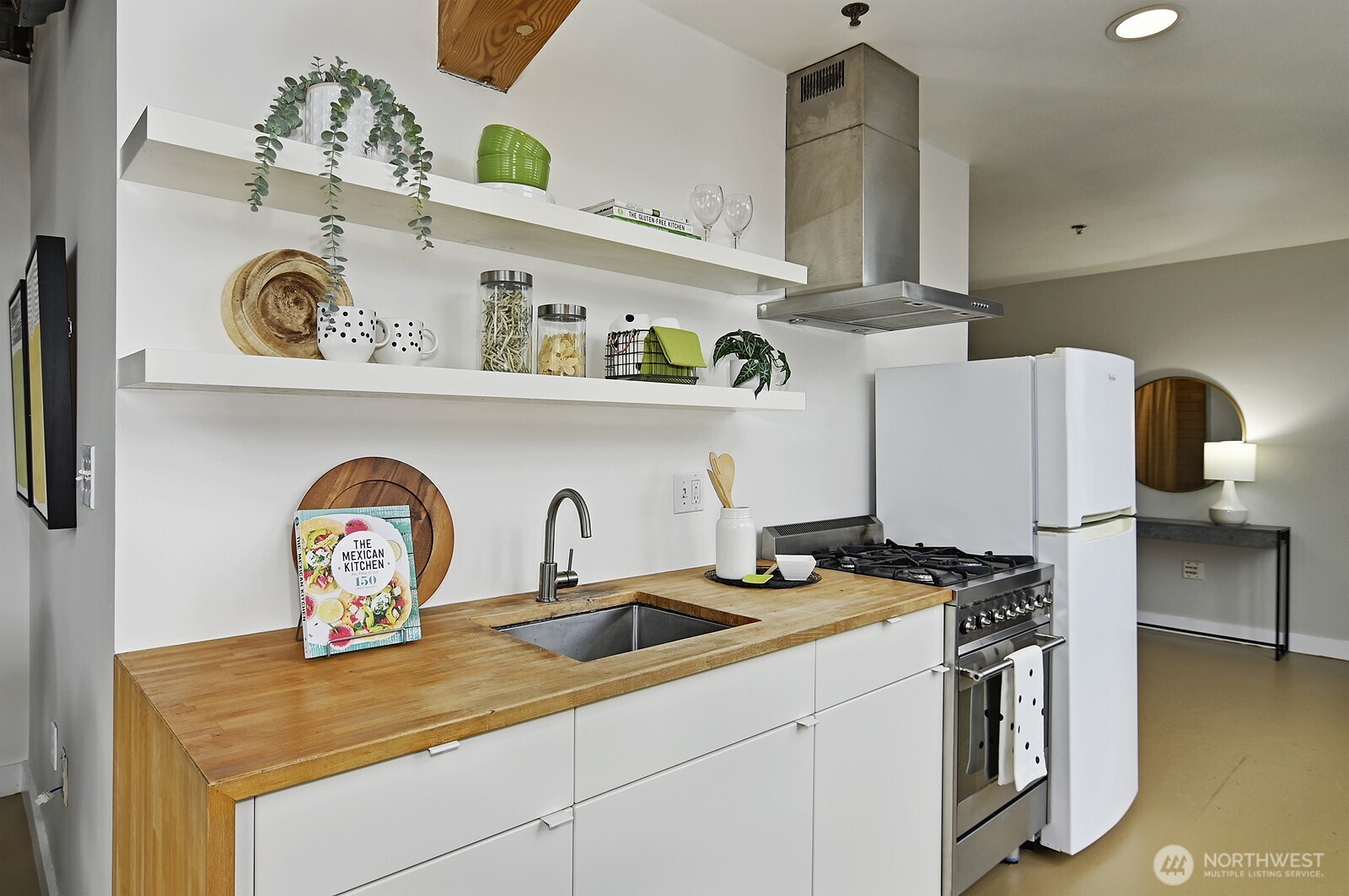 1505 11th Avenue #204, Seattle, WA 98122