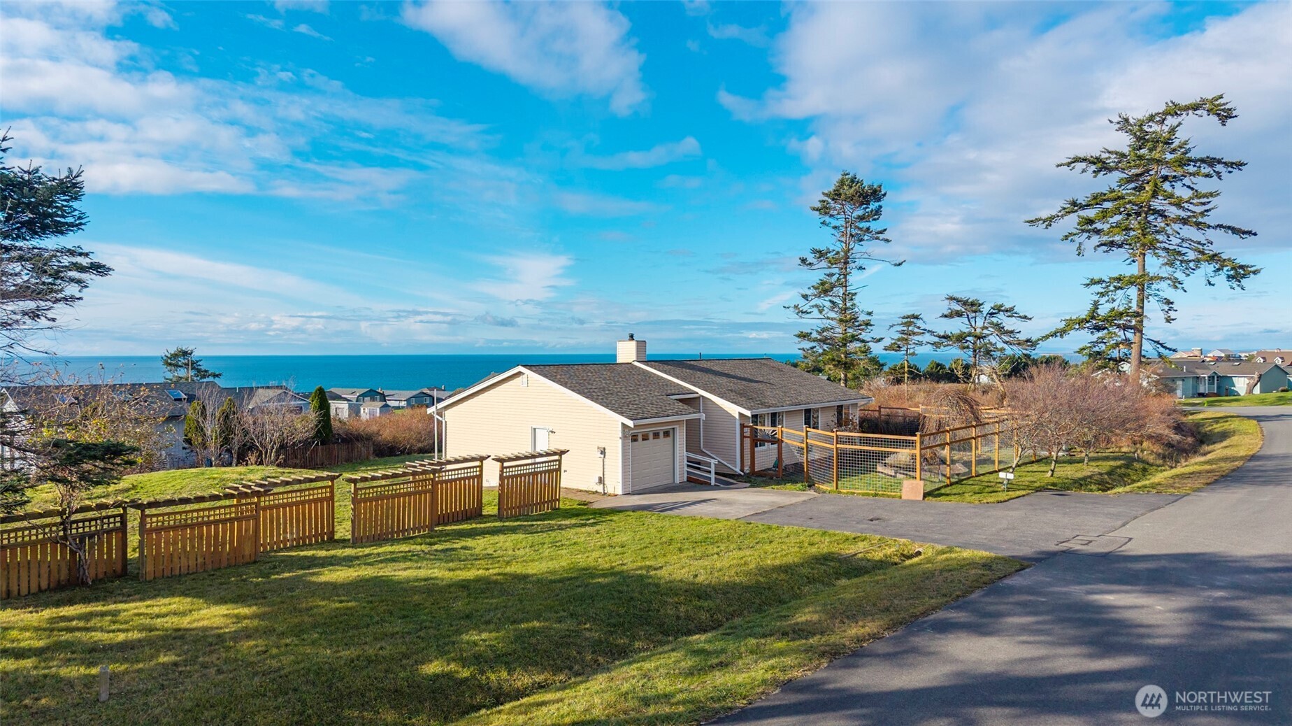 765 El Toro Street , Coupeville, WA 98239
