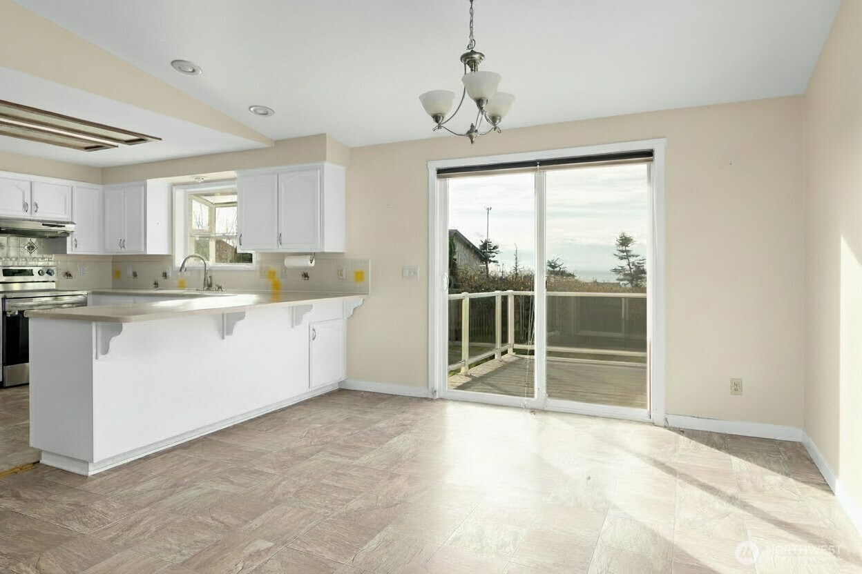 765 El Toro Street , Coupeville, WA 98239