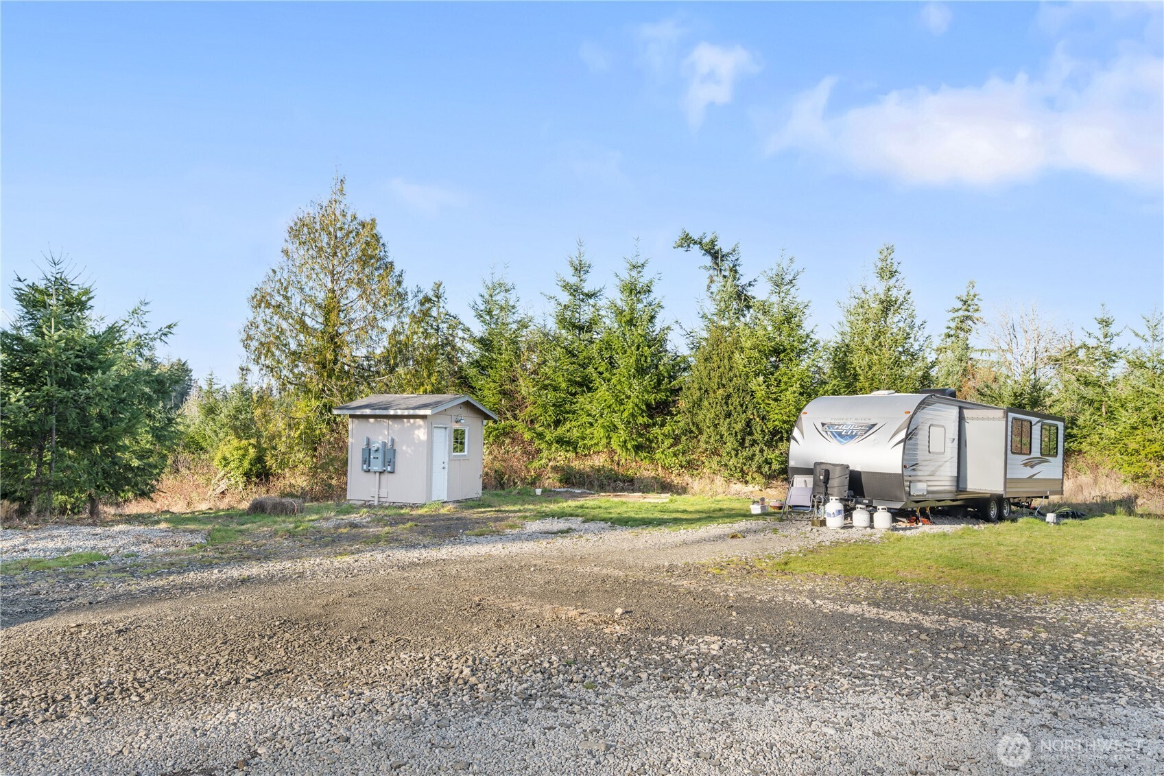 2701 Fishtrap Loop NE, Olympia, WA 98506-9609