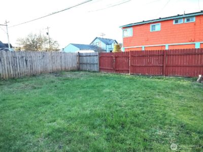 114 W 4th , Aberdeen, WA 98520 - Photo 32