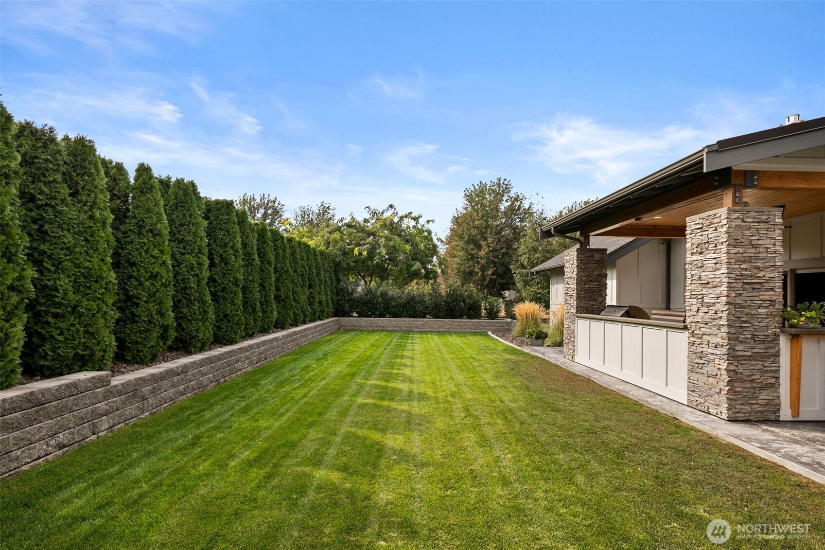 2535 Tuscany Lane , Malaga, WA 98828